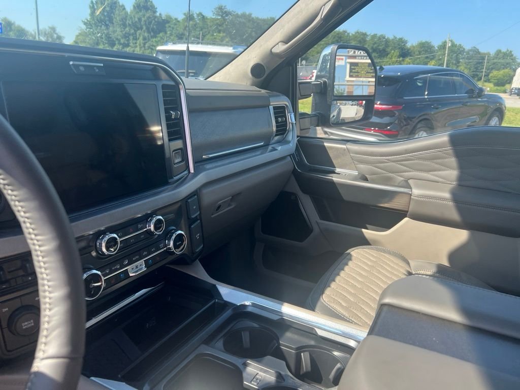 Used 2026 Gray Ford Platinum image 3