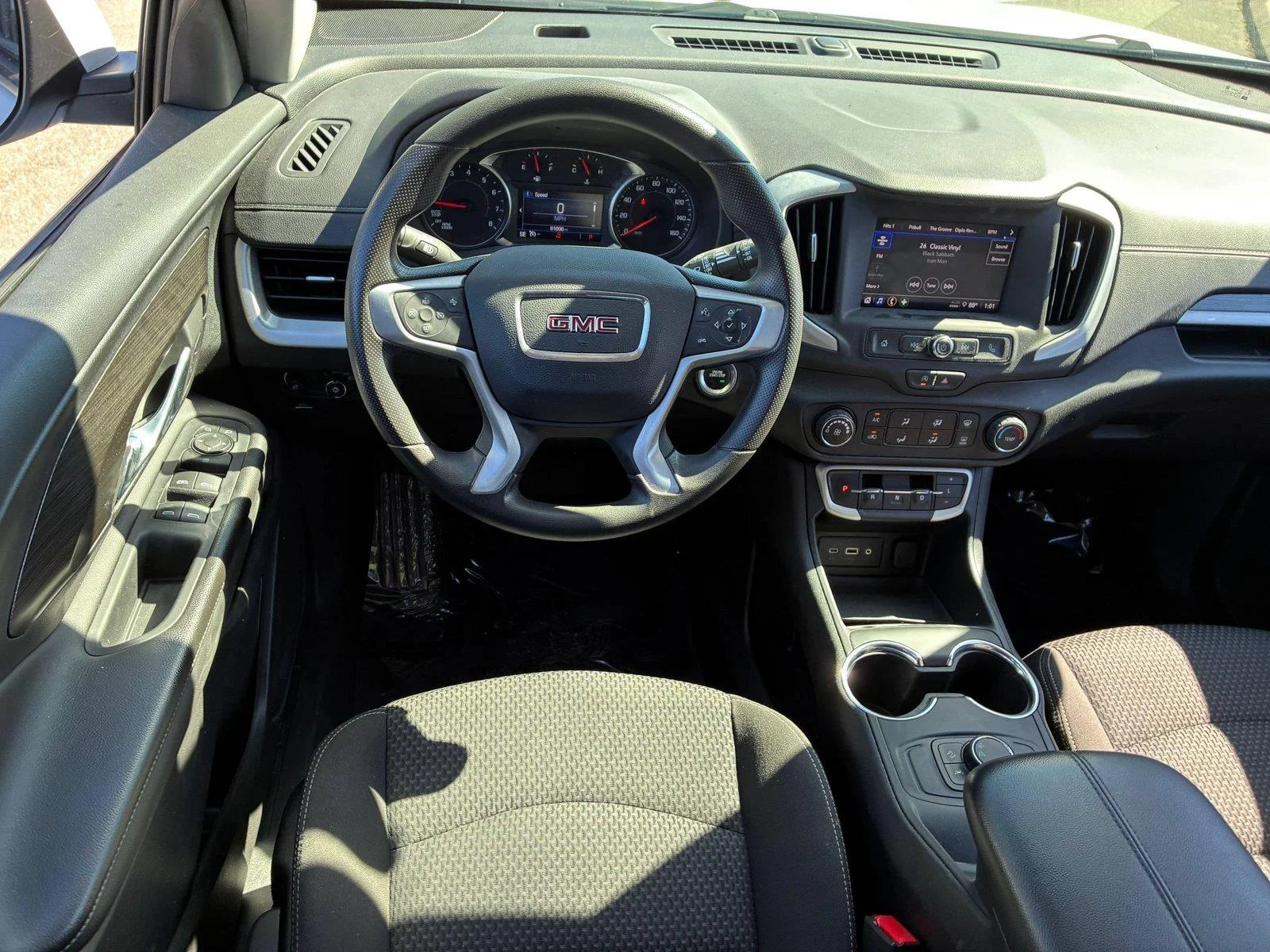 Used 2023 Summit White GMC SLE image 27