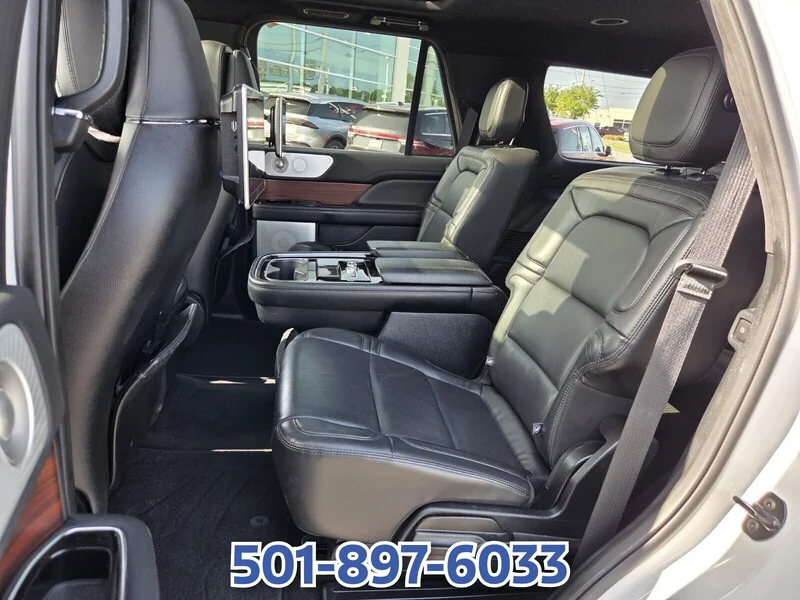 Used 2020 White LINCOLN RESERVE 4X4 image 10