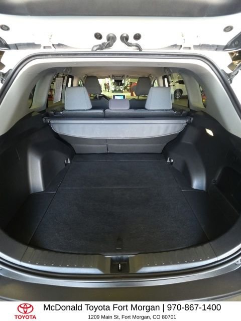 Used 2025 White Toyota XLE image 18