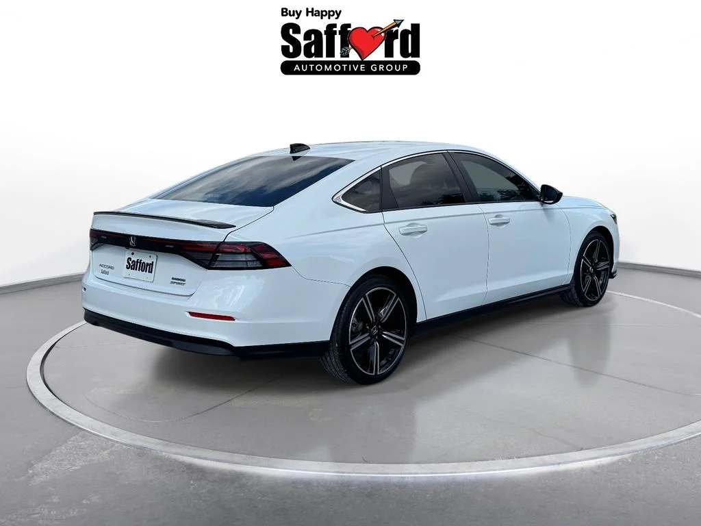Used 2023  Honda Sport image 9