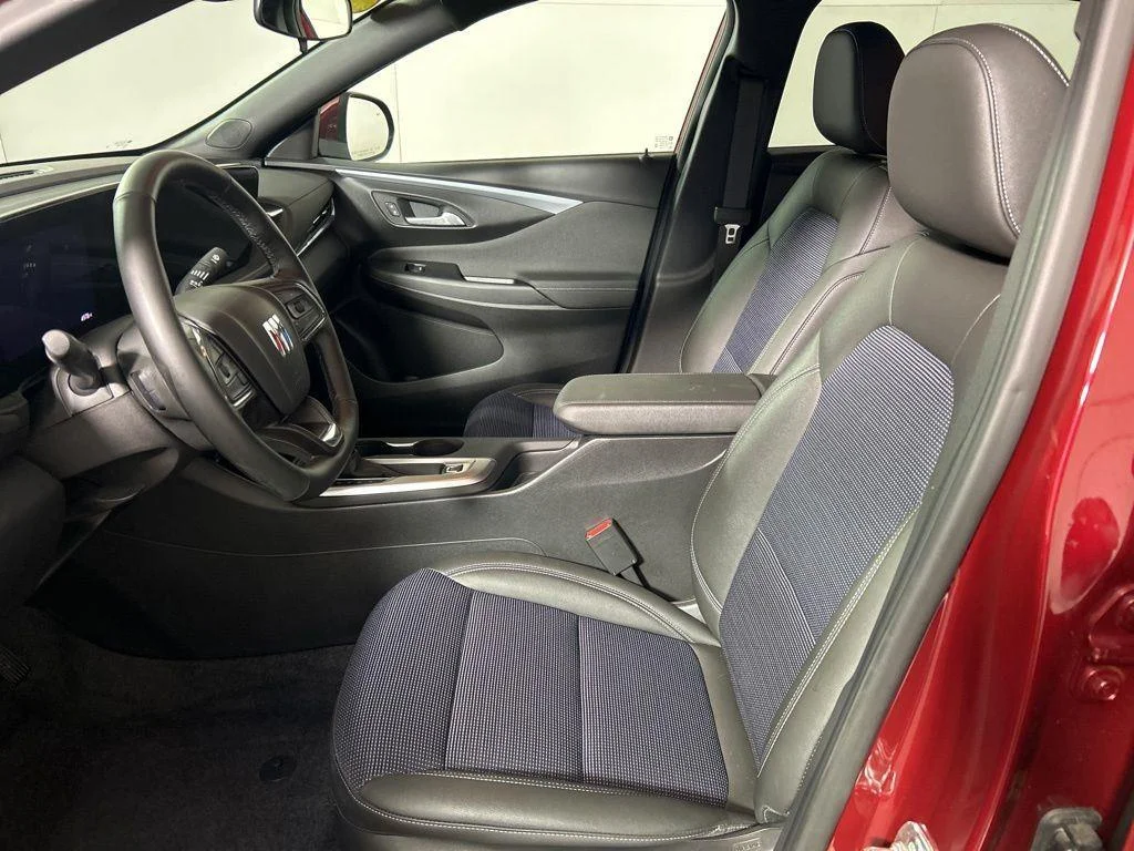 Used 2025 Cinnabar Metallic Buick Preferred image 14
