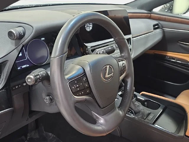 Used 2023 Iridium Lexus 350 image 14
