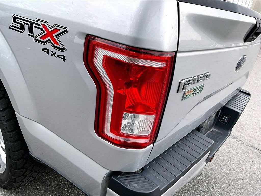 Used 2017 Ingot Silver Ford XL image 34