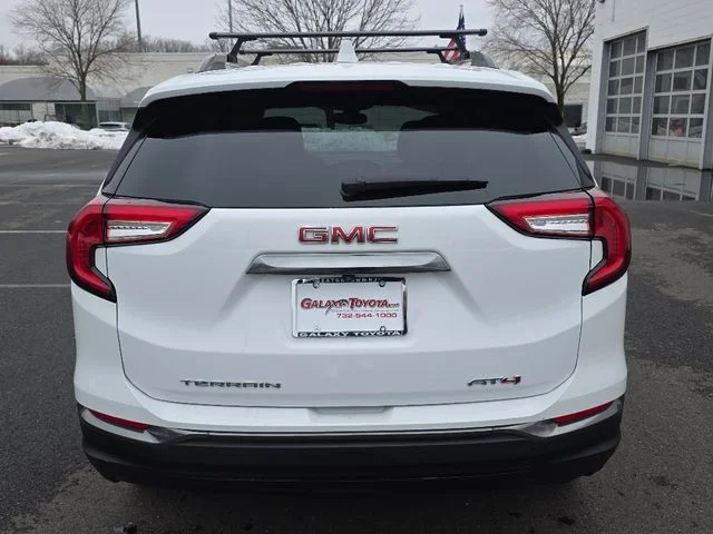 2023 GMC Terrain AT4 - Photo 4