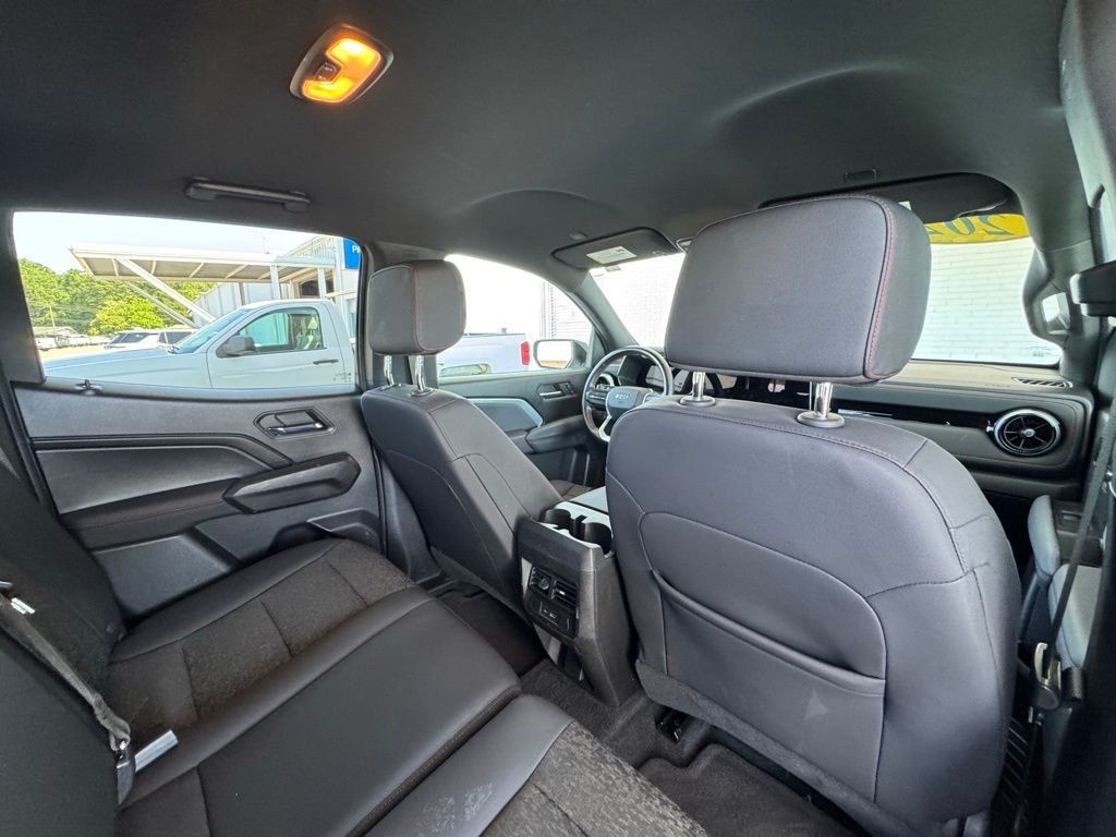 Used 2023 White Chevrolet Z71 image 26