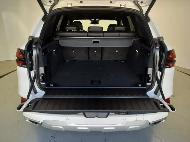 New 2026 Alpine White BMW xDrive40i image 22