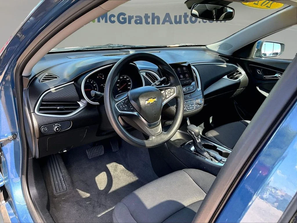 Used 2024 Blue Chevrolet LT image 20