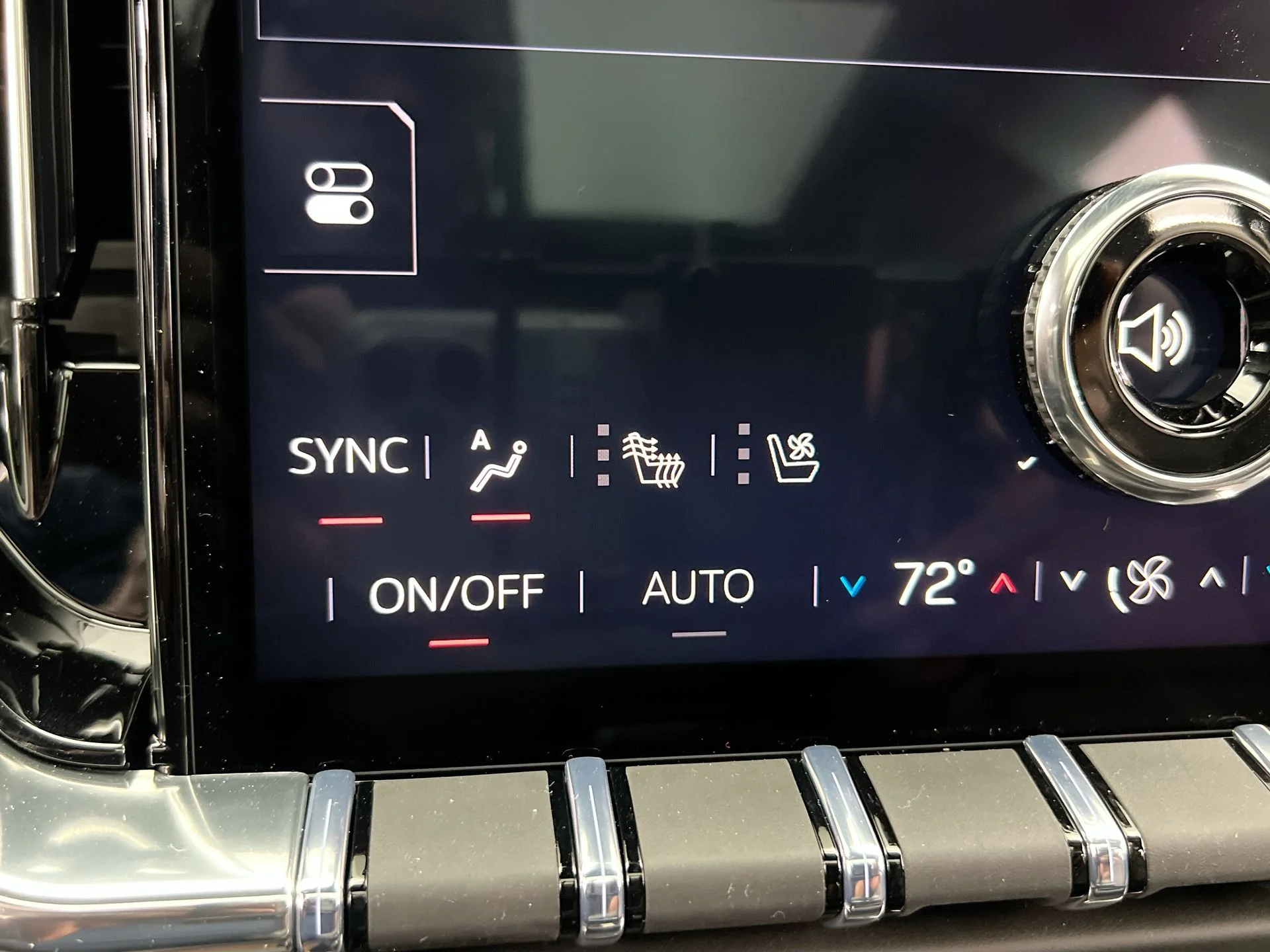 2026 GMC Yukon XL Denali - Photo 74