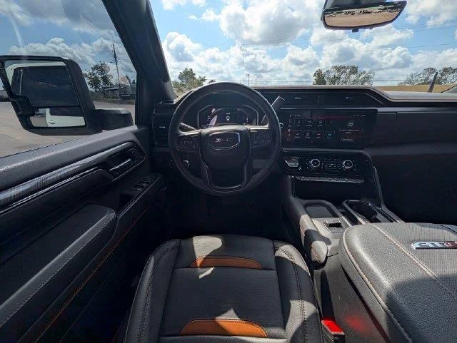 Used 2024 Summit White GMC AT4 image 13