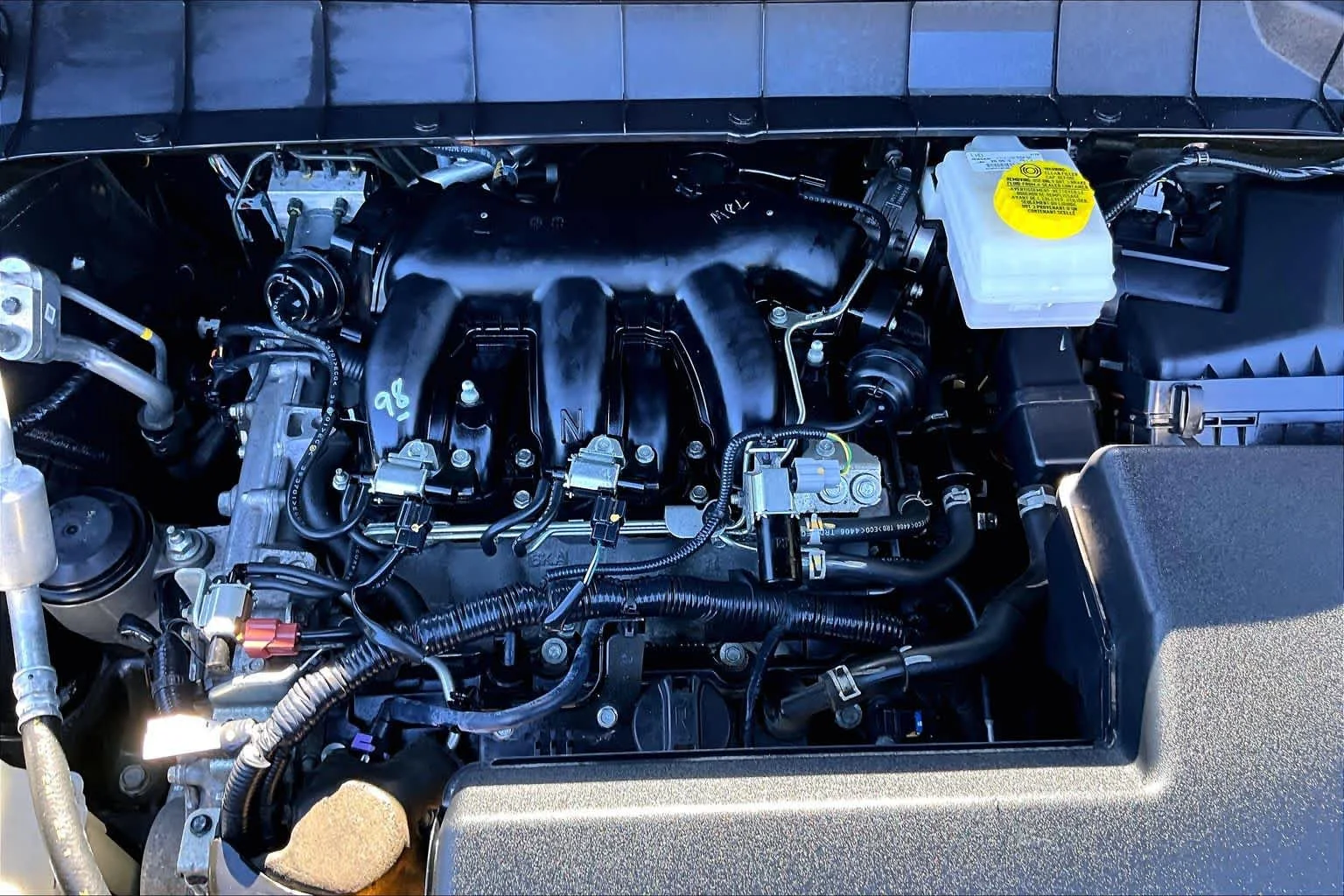 Used 2025 Super Black Nissan SL image 33