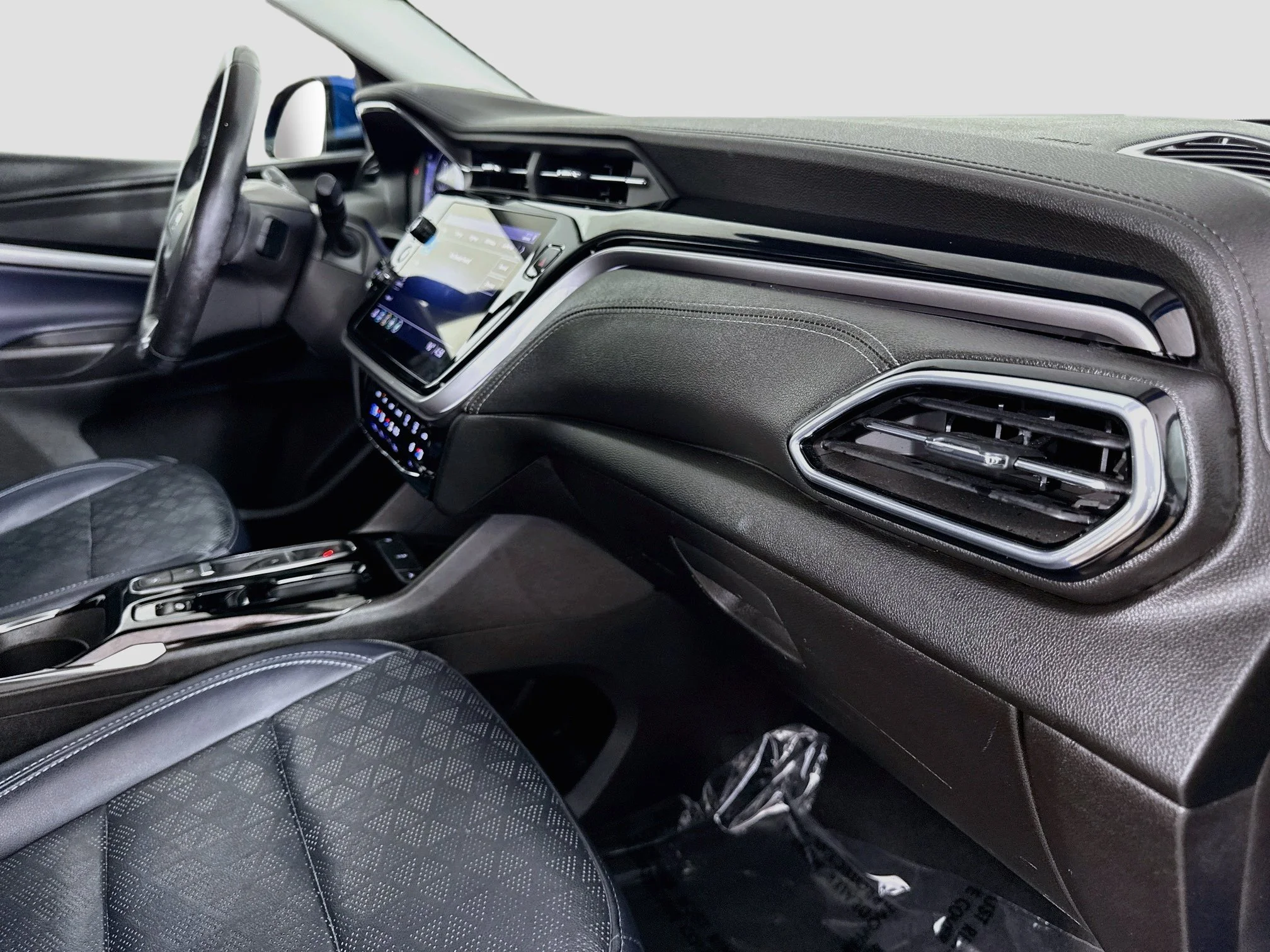 Used 2022 BRIGHT BLUE METALLIC Chevrolet LT image 29