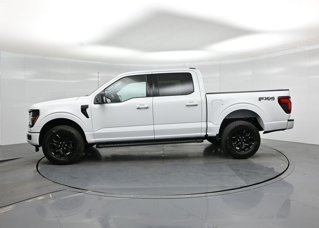New 2026 Oxford White Ford XLT image 27