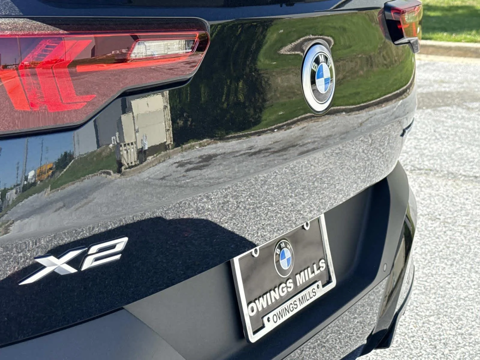 Used 2025 Black Sapphire Metallic BMW xDrive28i image 21