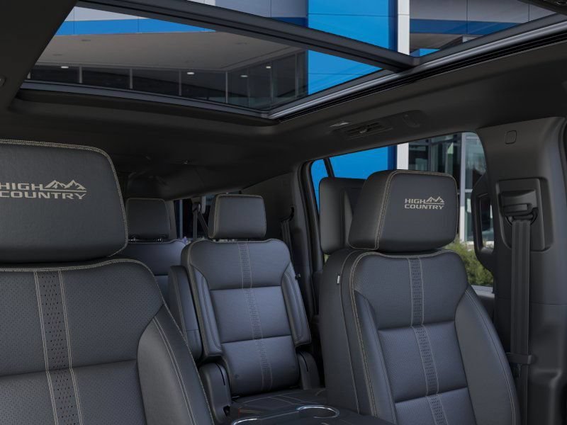 2026 Chevrolet Suburban High Country - Photo 25