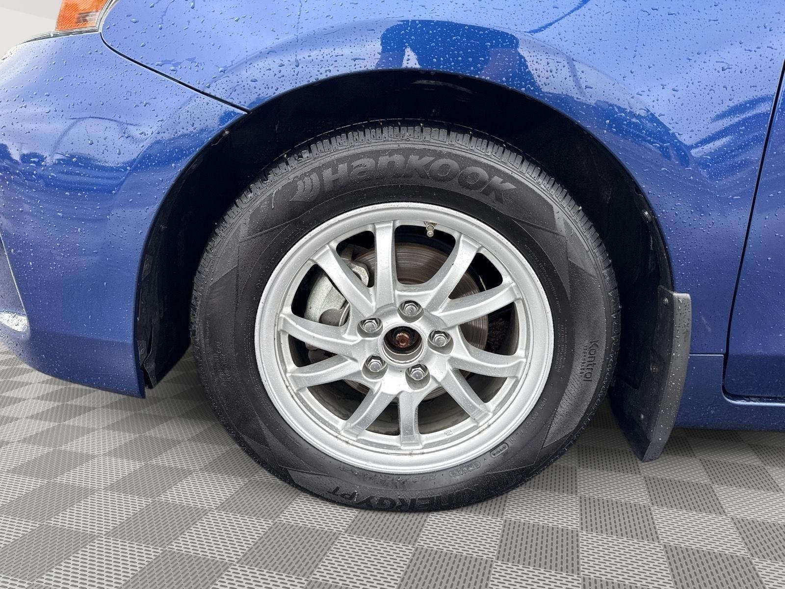 Used 2016 Blue Ribbon Metallic Toyota Three image 17