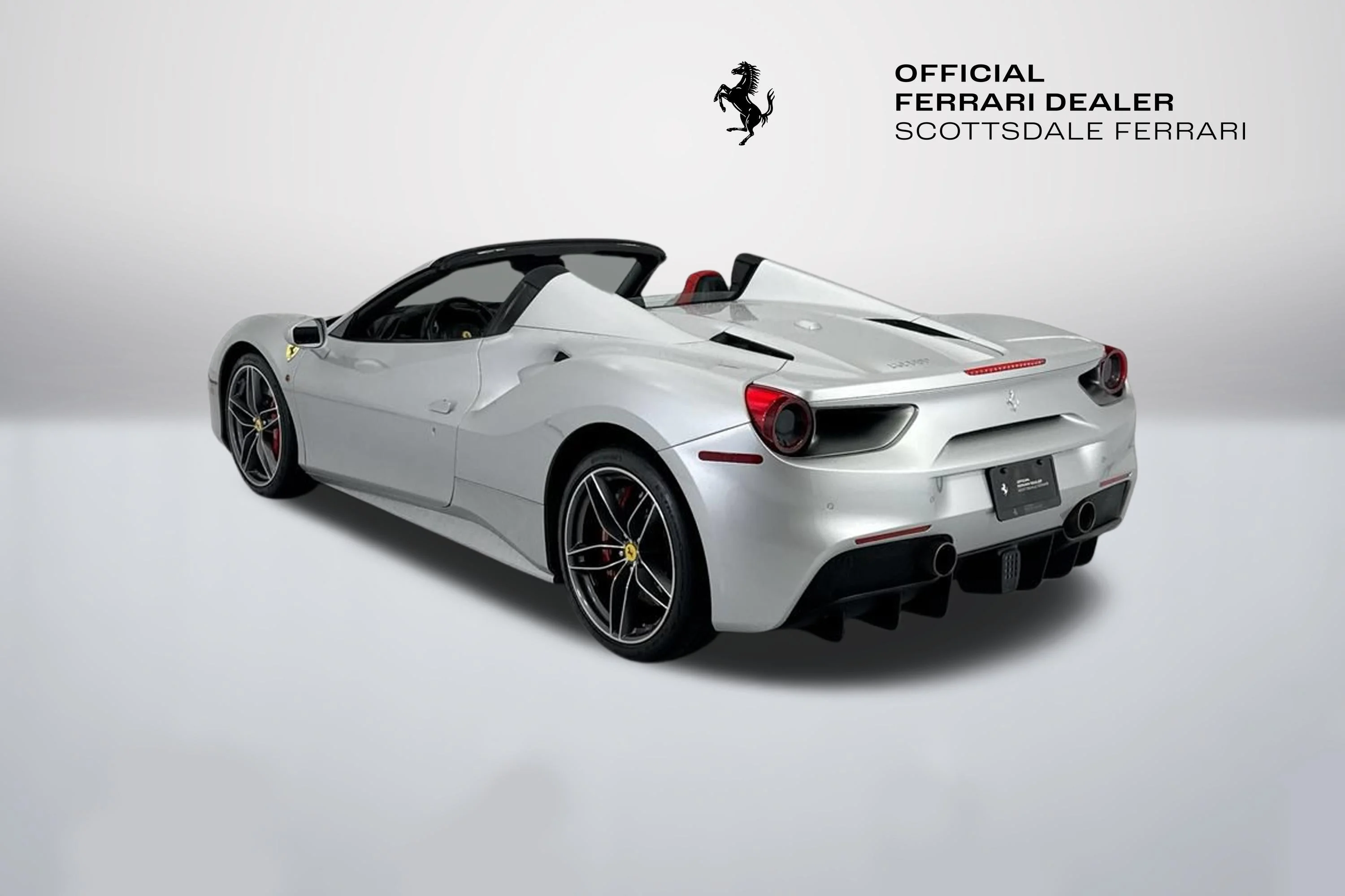 Used 2018 Argento Nurburgring Ferrari  image 7