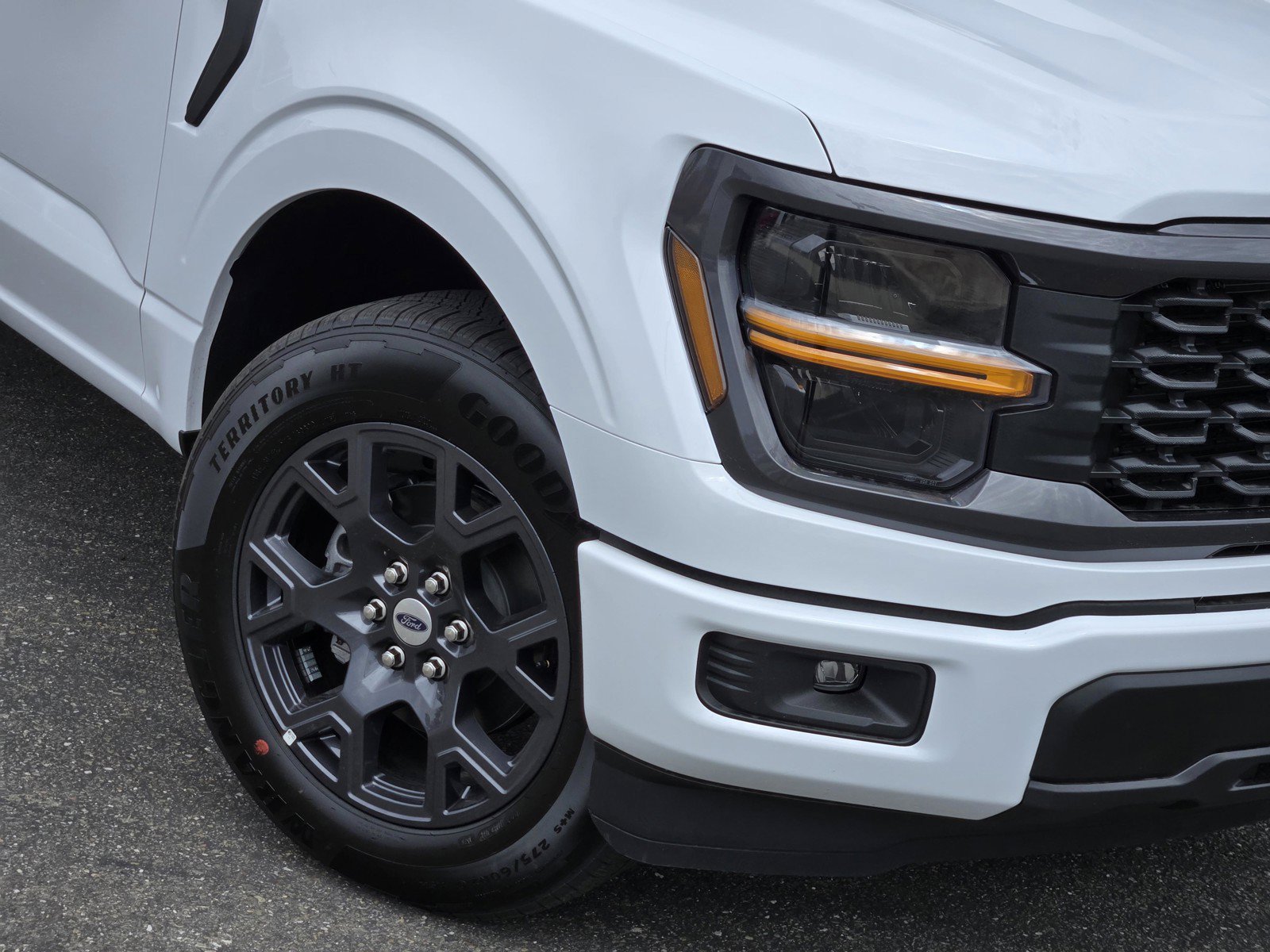 New 2026 Oxford White Ford STX® image 6