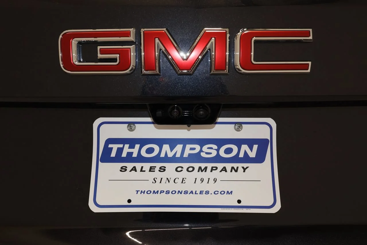 Used 2026 Titanium Rush Metallic GMC AT4 image 42