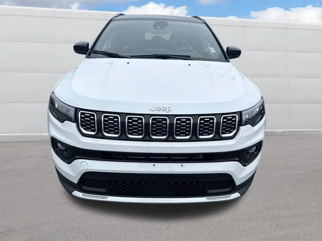 Used 2025 White Jeep Limited image 13