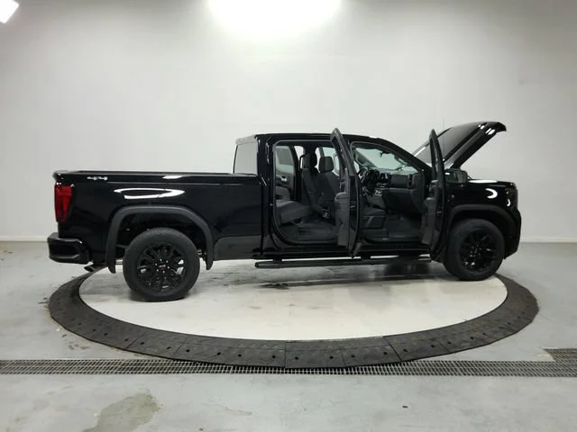 Used 2023 ONYX BLACK GMC Elevation image 17