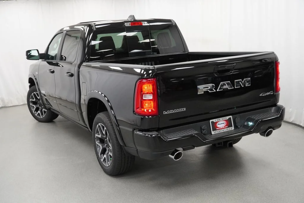 New 2027 Diamond Black Crystal Pearl-Coat Exterior Paint RAM Laramie image 11