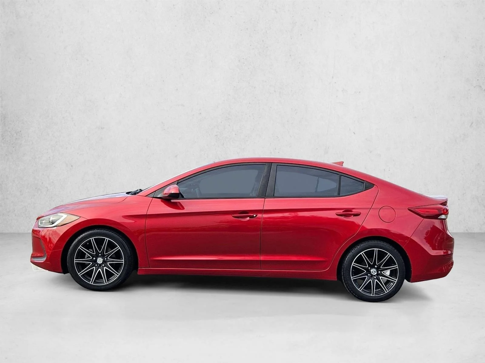 Used 2017 Scarlet Red Hyundai SE image 8