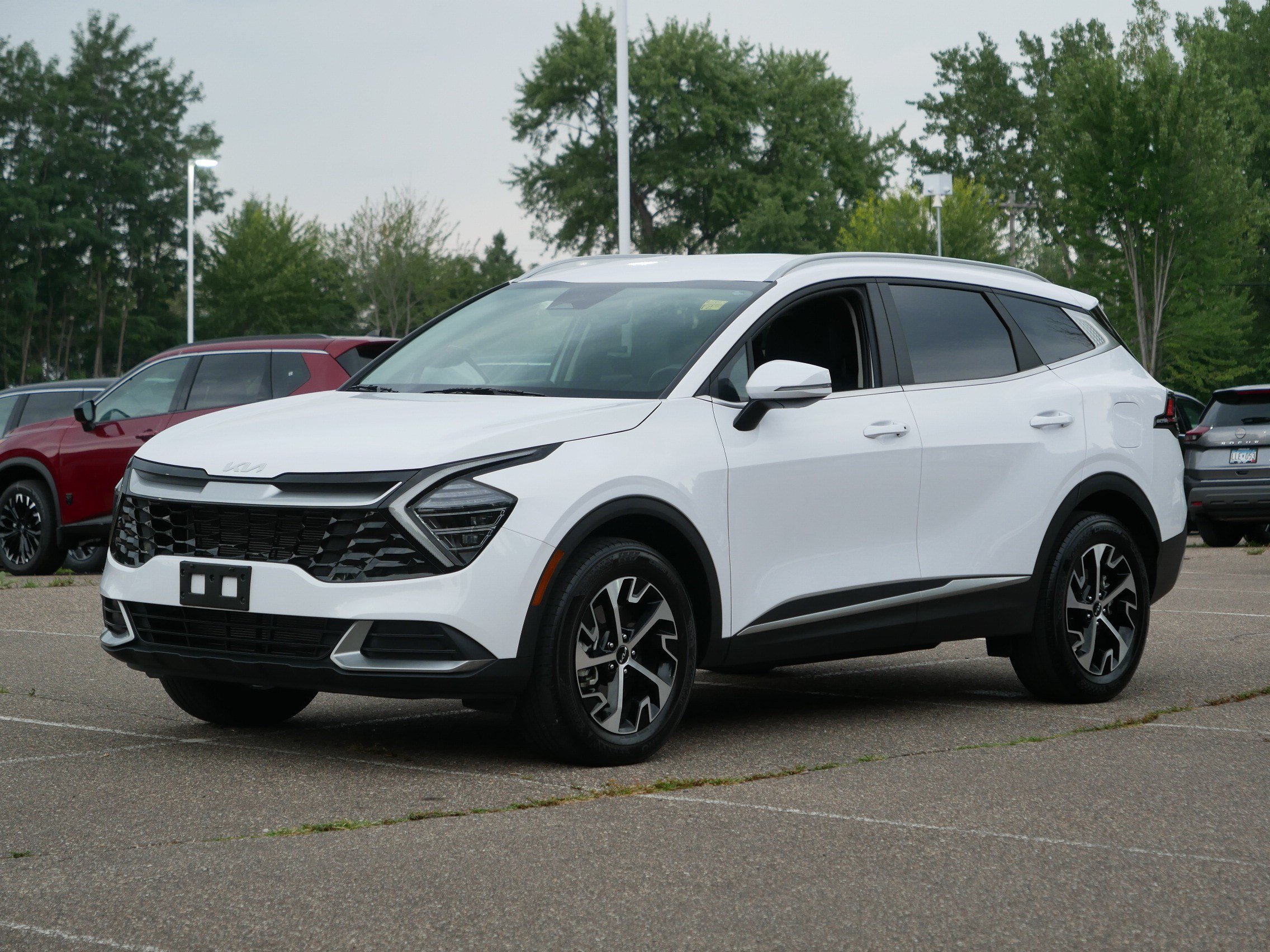 Used 2024 Glacial White Pearl Kia EX image 3