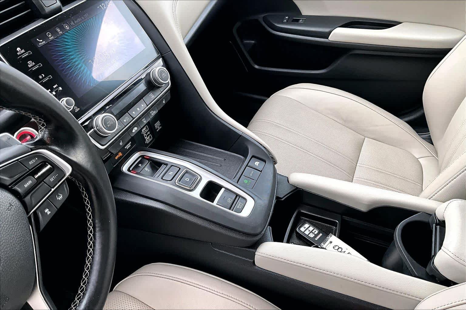 Used 2020 Cosmic Blue Metallic Honda Touring image 17