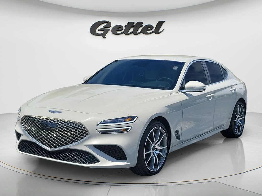 2025 Genesis G70 2.5T Standard's photo