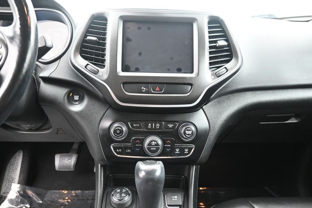 Used 2020 Velvet Red Pearlcoat Jeep Trailhawk image 15