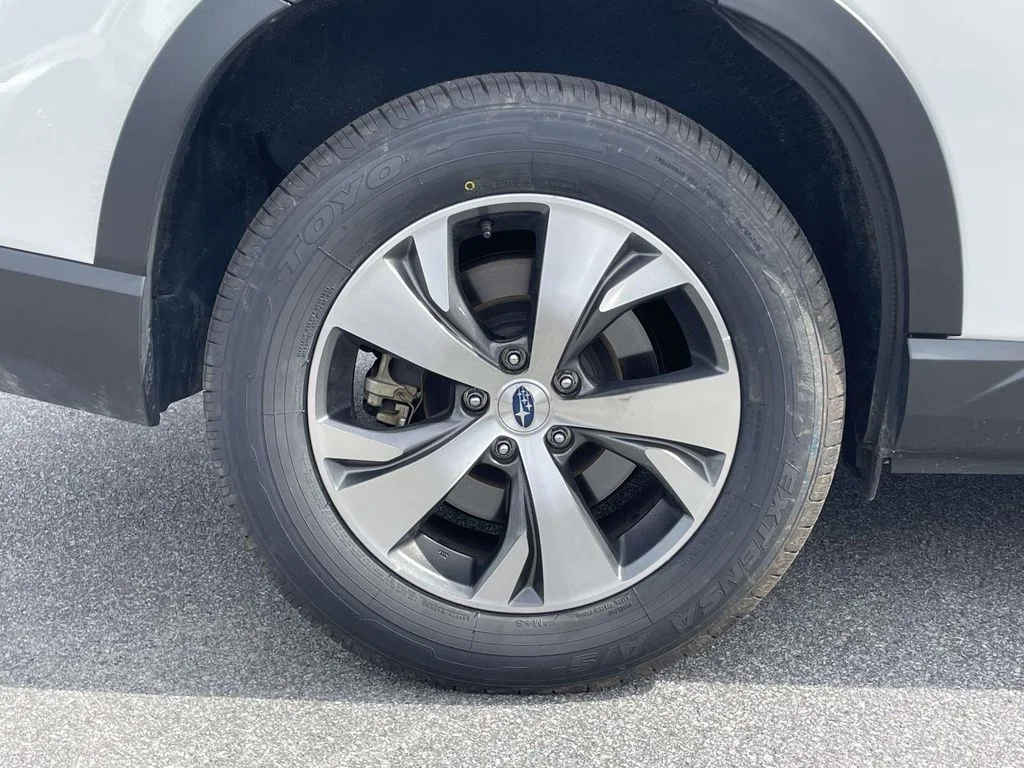 Certified Used 2025 Crystal White Pearl Subaru Premium image 30