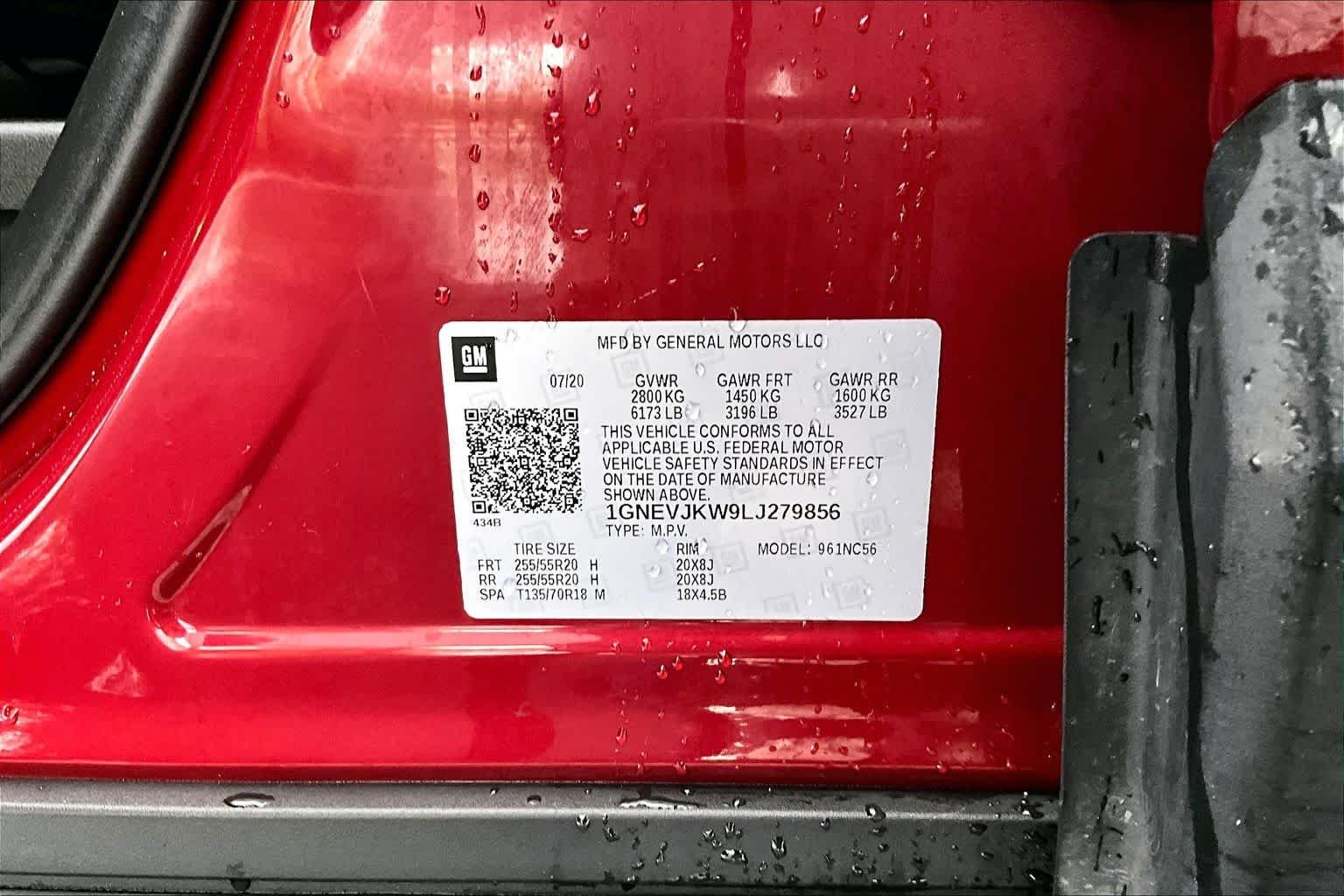 Used 2020 Cajun Red Tintcoat Chevrolet RS image 37