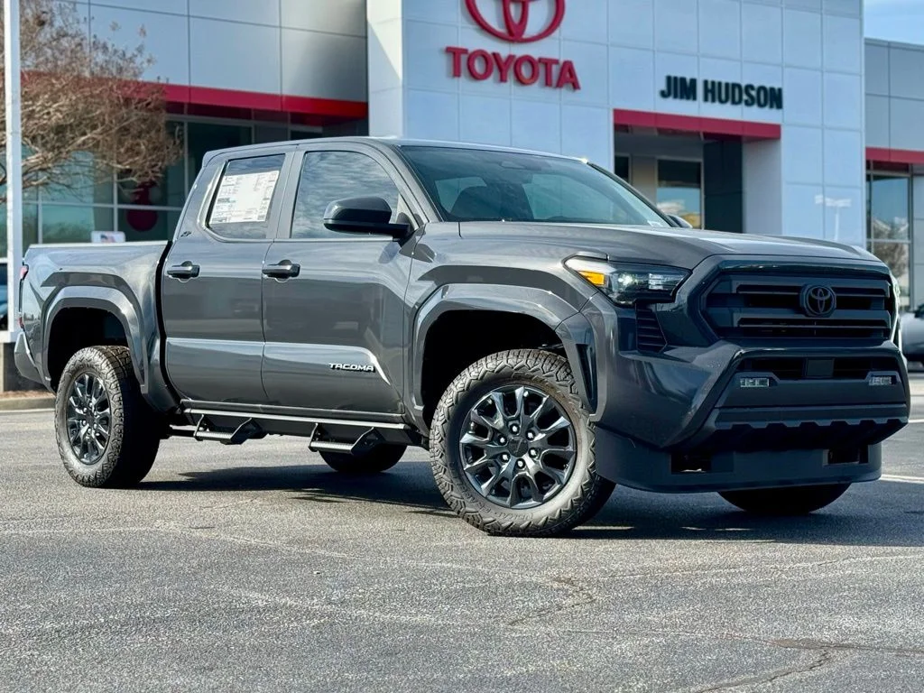 New 2025  Toyota SR5 image 2