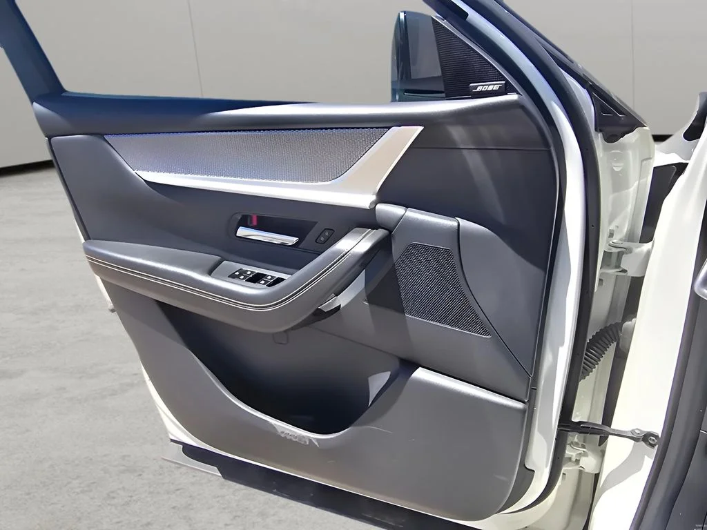 Used 2025 Rhodium White Premium Mazda Premium Package image 22