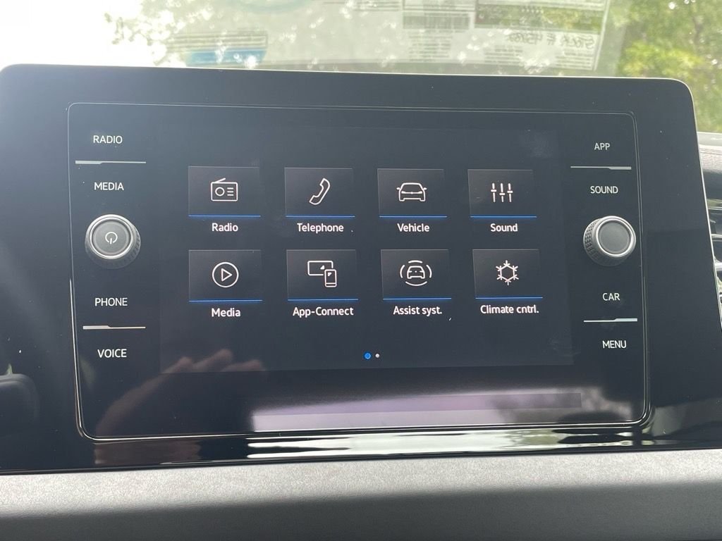 2025 Volkswagen Jetta SE - Photo 11