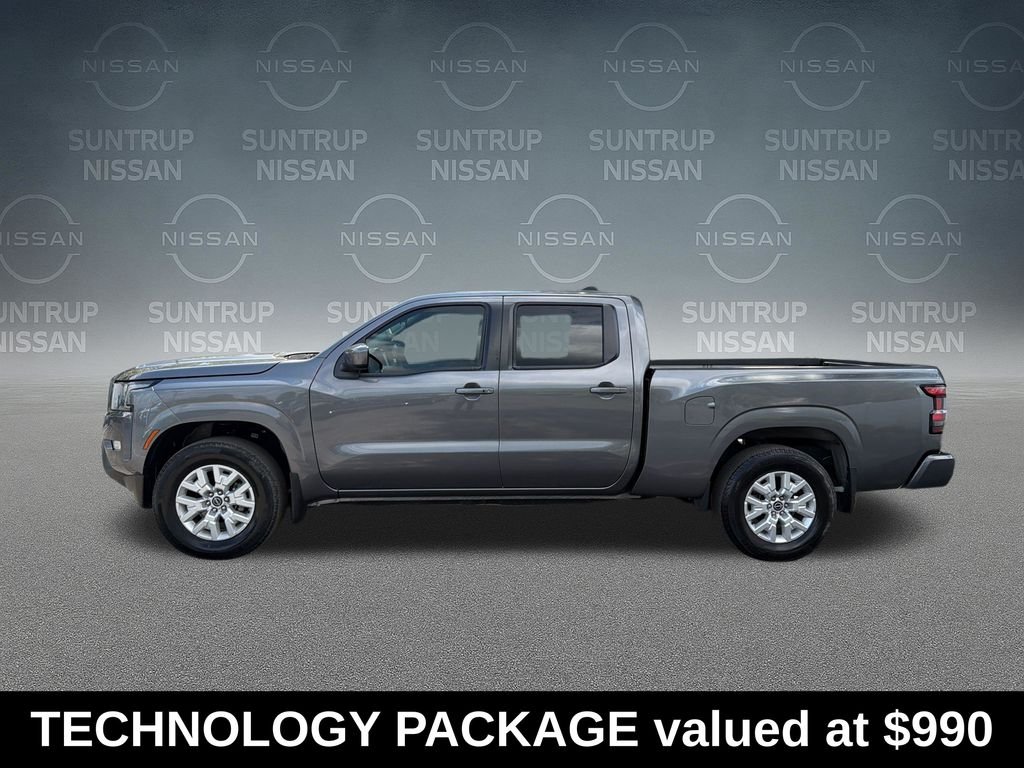 Used 2023 Gray Nissan SV image 2