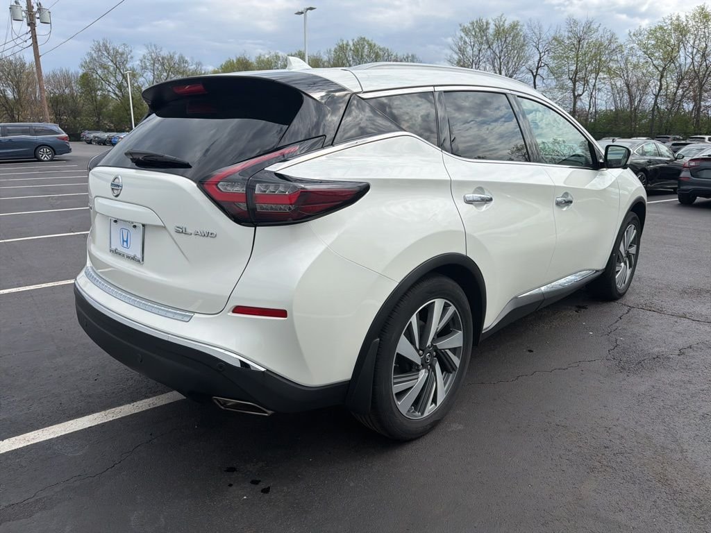 Used 2019 White Nissan SL image 5
