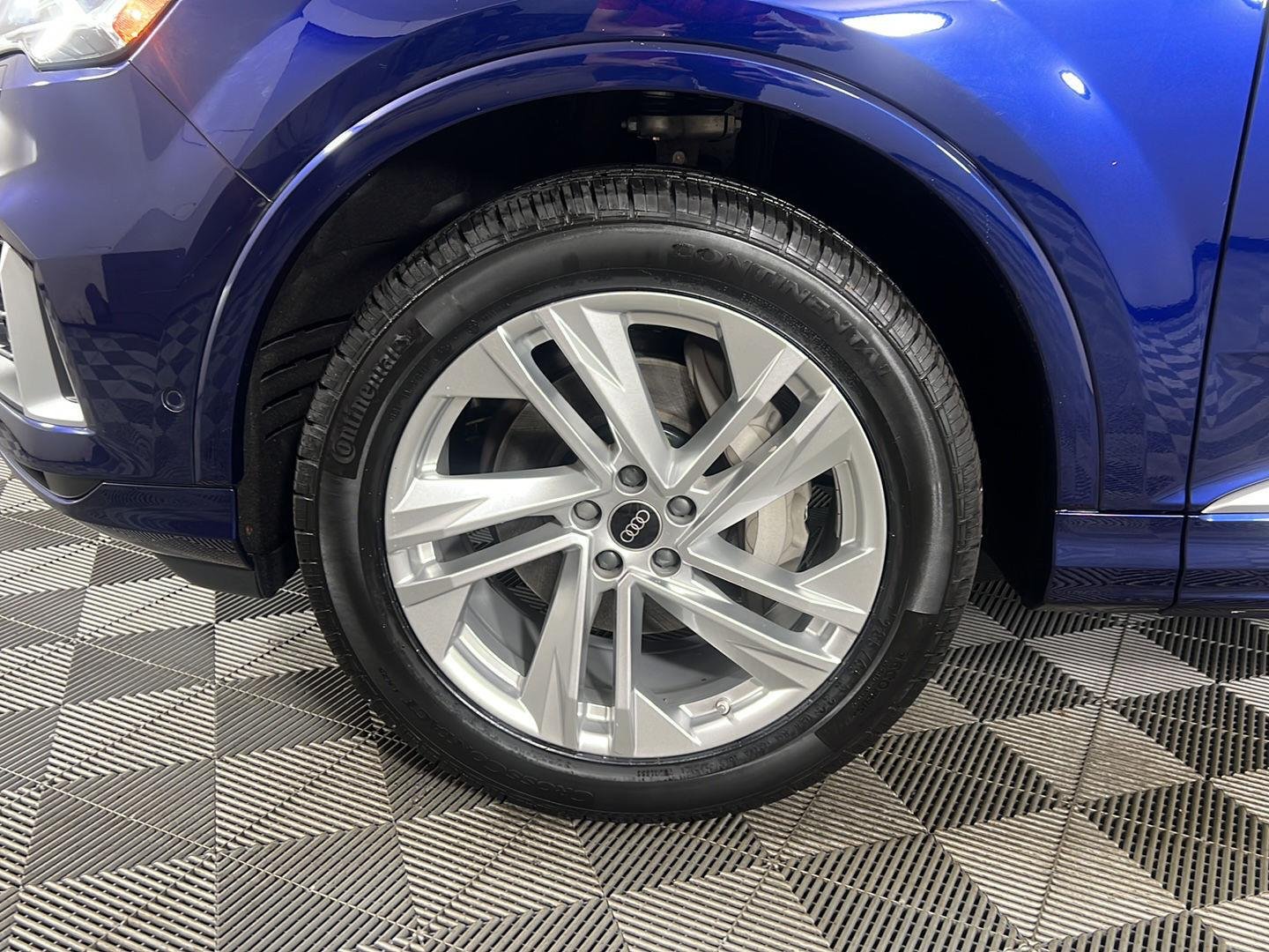 Used 2023 Navarra Blue Metallic Audi Premium Plus image 33