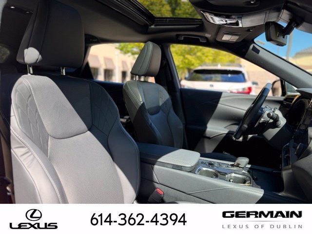 Used 2024 White Lexus 350 Premium image 13