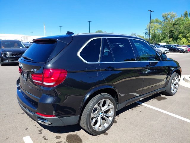 Used 2018 Black BMW xDrive35i image 9