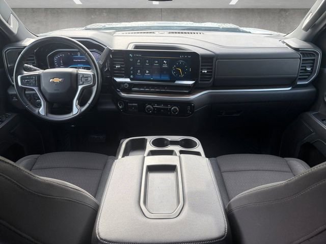 Used 2024 Summit White Chevrolet LT image 20