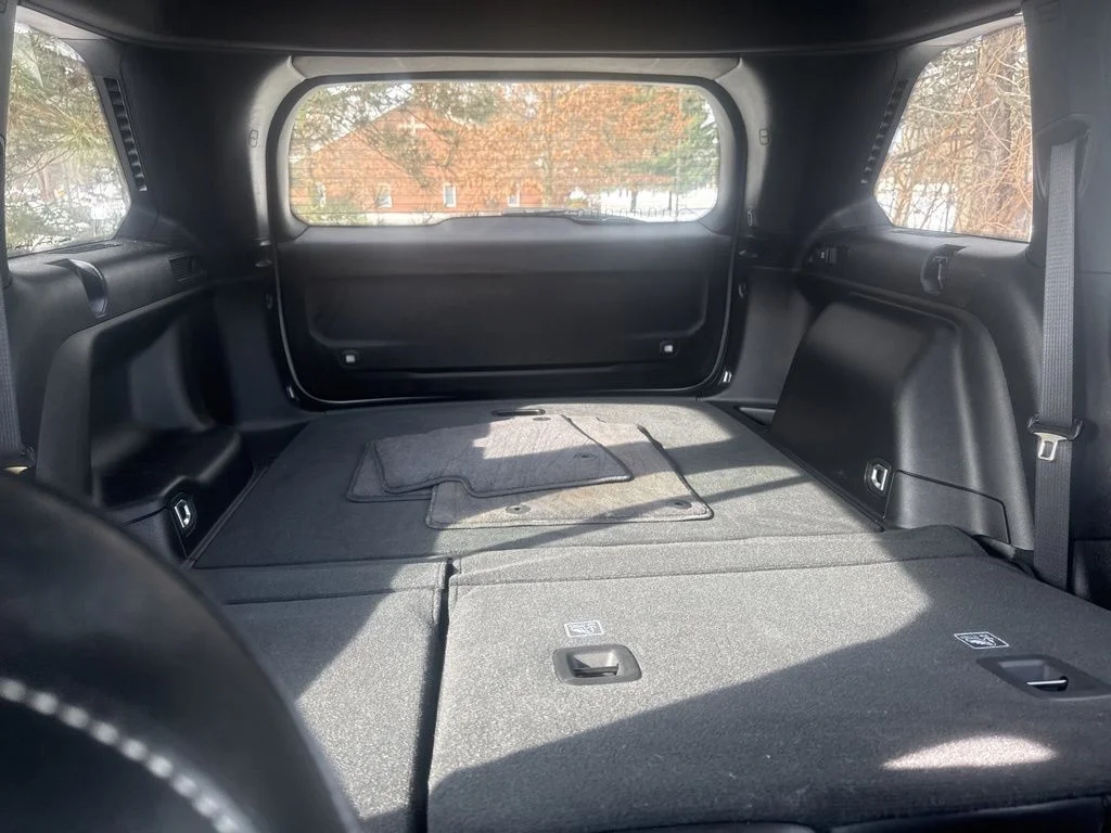 Used 2024 Silver Jeep Altitude image 42