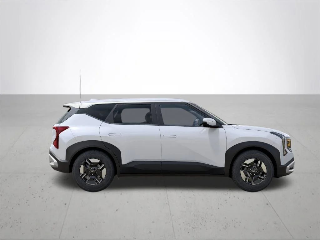 New 2027 White Kia LX image 7