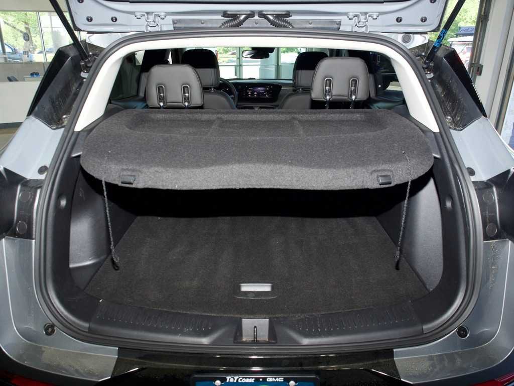 2025 Buick Encore GX Sport Touring - Photo 38