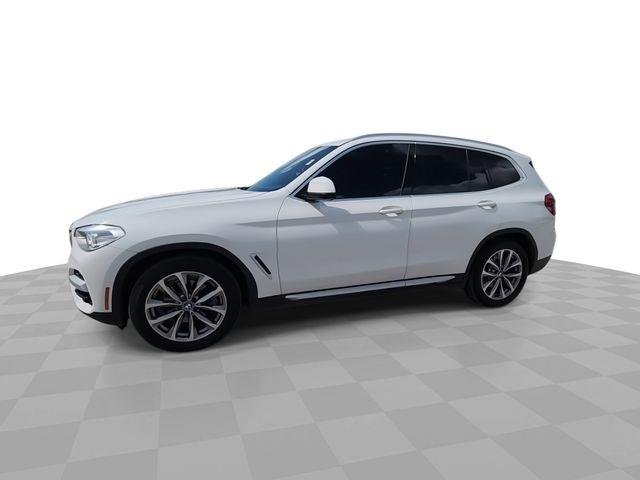 Used 2019 White BMW sDrive30i image 4