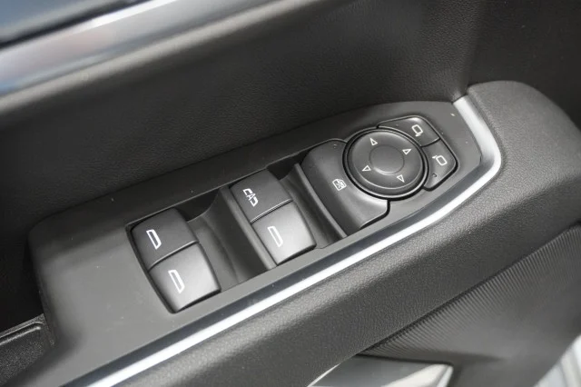 2026 Chevrolet Silverado 1500 LT - Photo 14