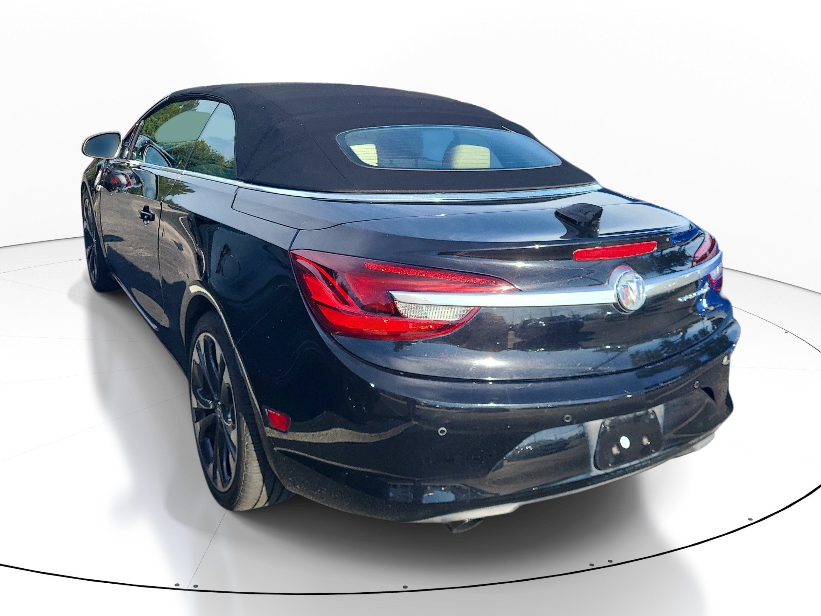 Used 2019 Ebony Twilight Metallic Buick Premium image 7