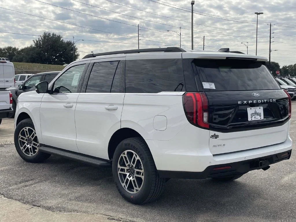 New 2026 White Ford Active image 5