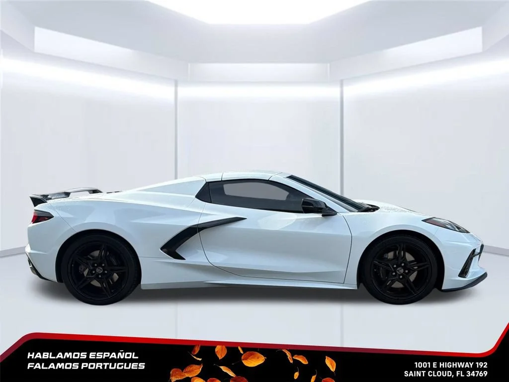 Used 2023 ARCTIC WHITE Chevrolet 3LT image 7
